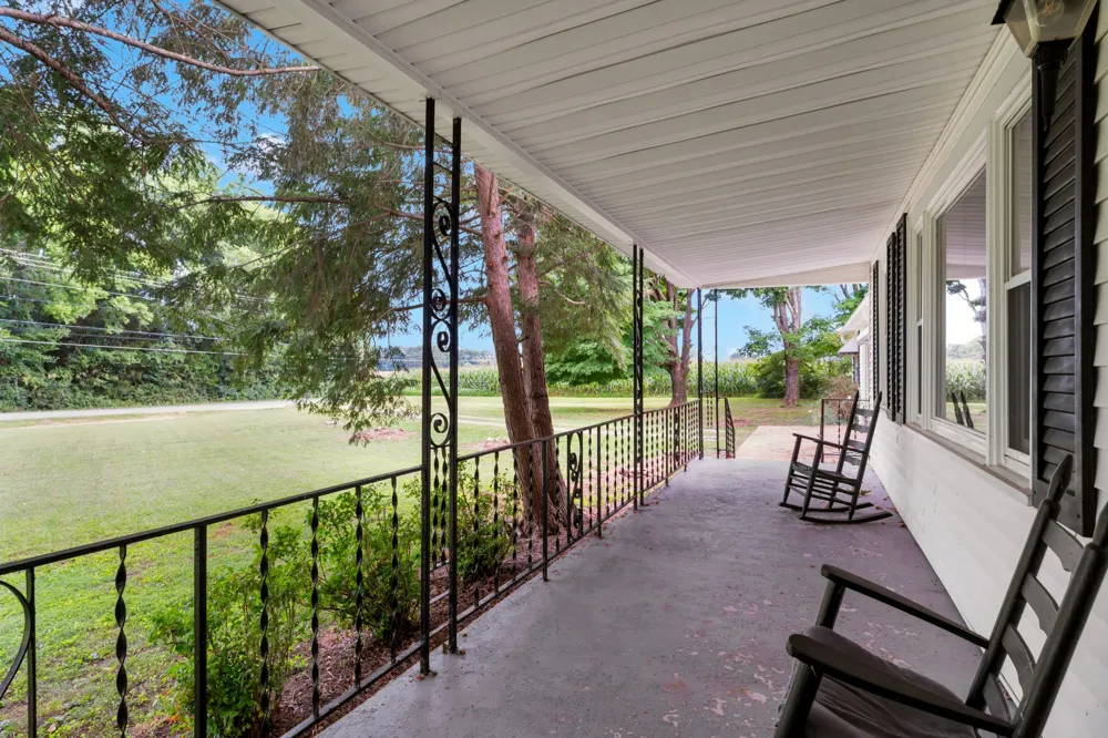 4237 Old Alto Hwy Decherd, TN 37324
