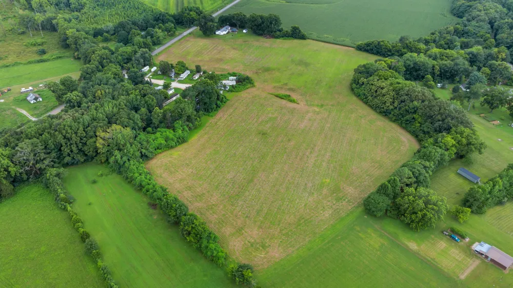 4237 Old Alto Hwy Decherd, TN 37324