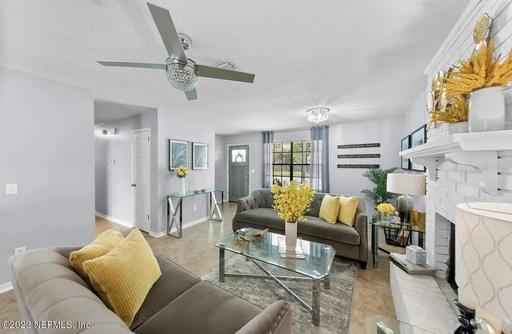 1121 LONDONDERRY DRIVE Orange Park, FL 32065