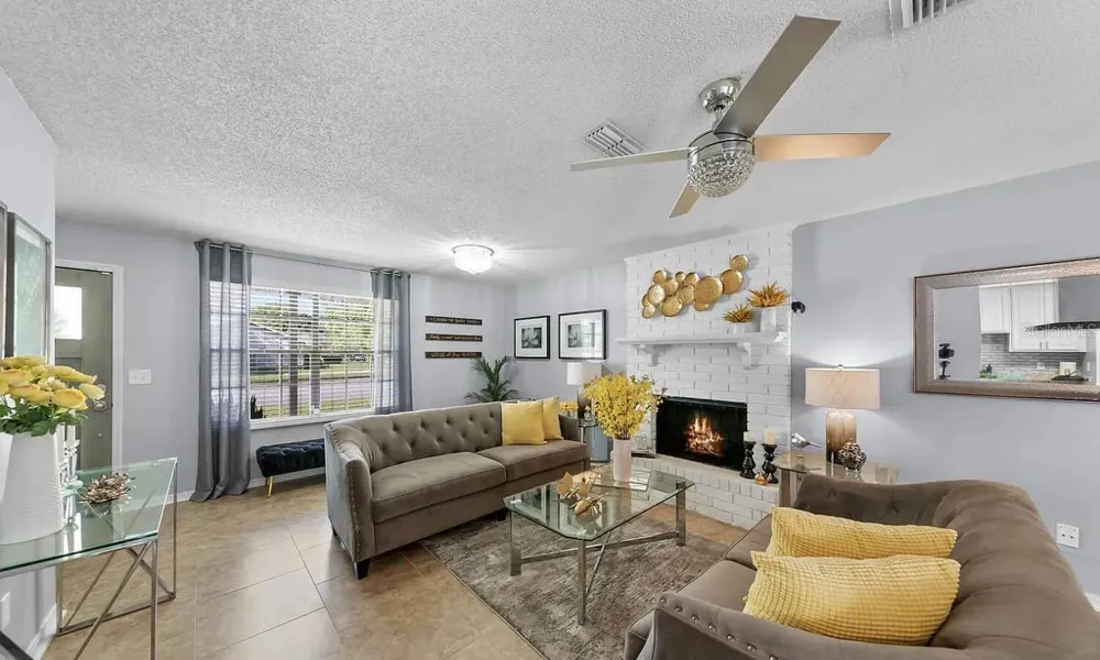 1121 LONDONDERRY DRIVE Orange Park, FL 32065