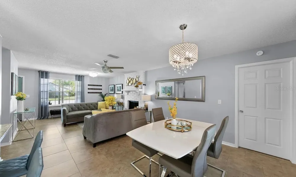 1121 LONDONDERRY DRIVE Orange Park, FL 32065