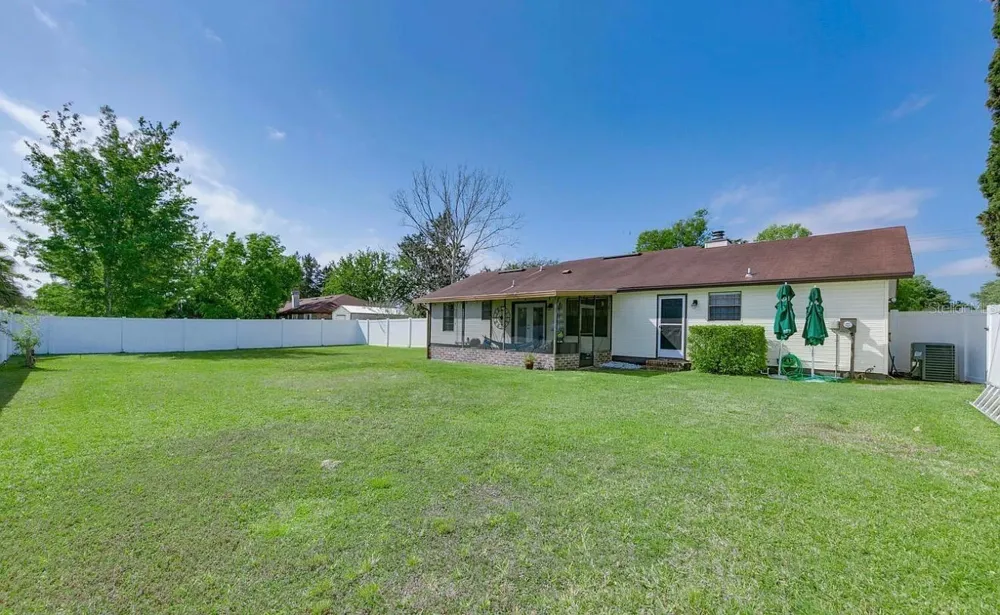 1121 LONDONDERRY DRIVE Orange Park, FL 32065