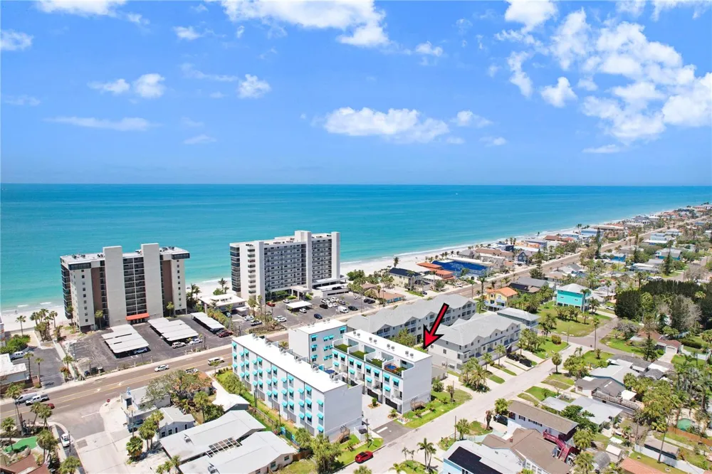 15405 GULF BOULEVARD #B4 St Petersburg, FL 33708