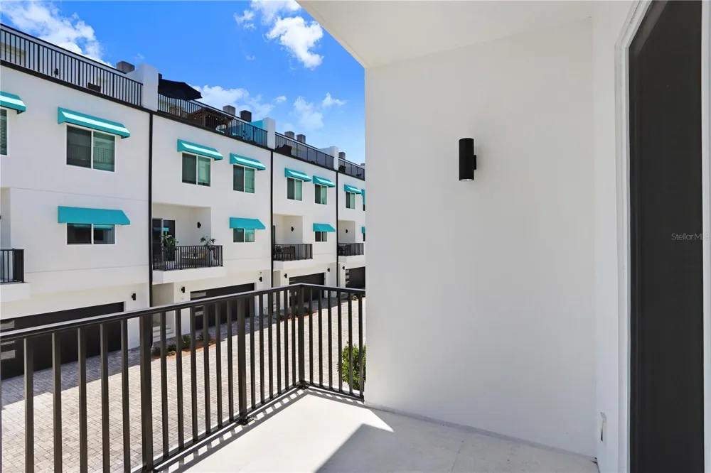 15405 GULF BOULEVARD #B4 St Petersburg, FL 33708