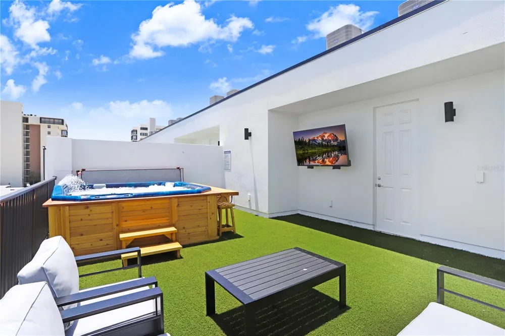 15405 GULF BOULEVARD #B4 St Petersburg, FL 33708