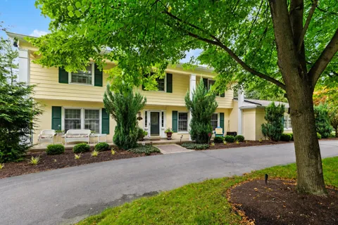 2464 Blueberry Lane