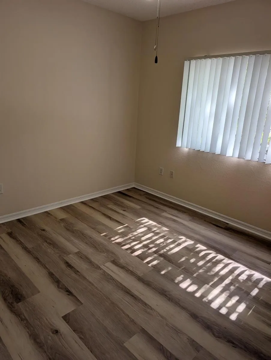 350 CRESTWOOD CIRCLE #201 Royal Palm Beach, FL 33411