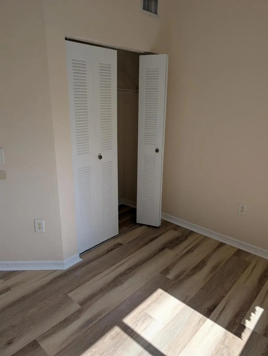 350 CRESTWOOD CIRCLE #201 Royal Palm Beach, FL 33411