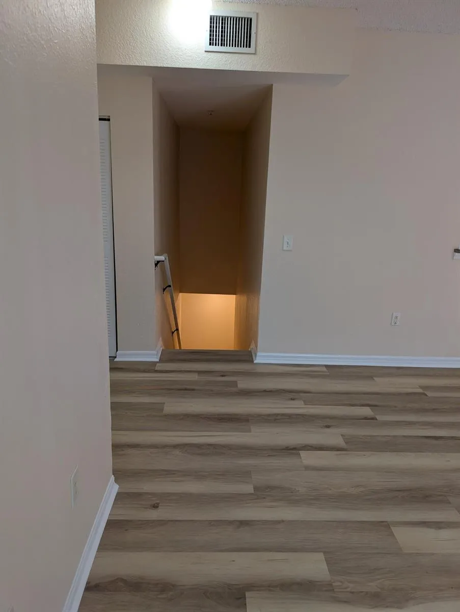 350 CRESTWOOD CIRCLE #201 Royal Palm Beach, FL 33411