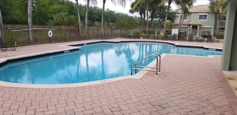 350 CRESTWOOD CIRCLE #201 Royal Palm Beach, FL 33411