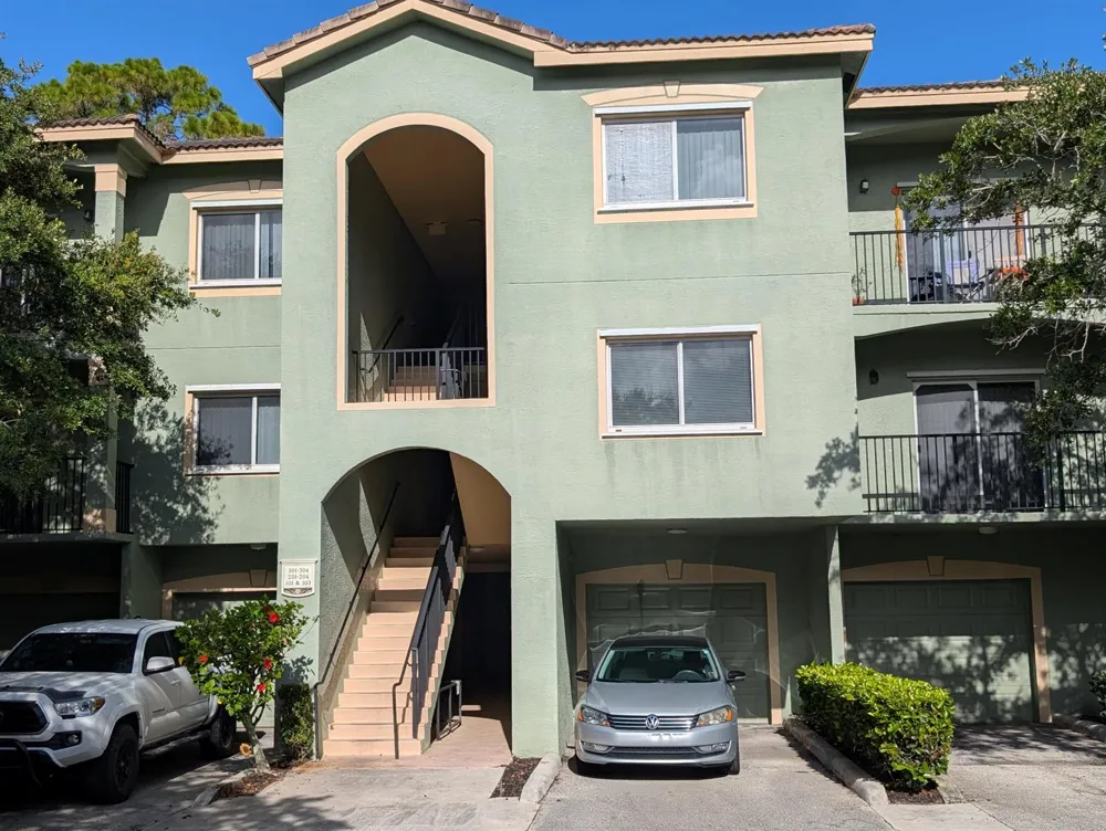 350 CRESTWOOD CIRCLE #201 Royal Palm Beach, FL 33411