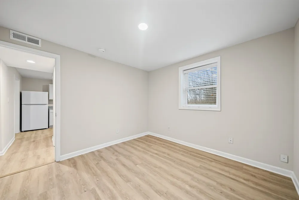 1860 Memorial Dr #C Clarksville, TN 37043