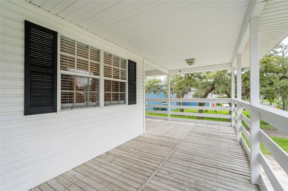 12055 MURRAY AVENUE Largo, FL 33778