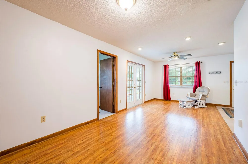 12055 MURRAY AVENUE Largo, FL 33778