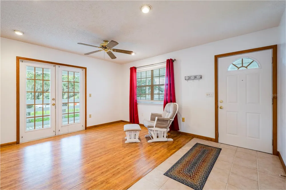 12055 MURRAY AVENUE Largo, FL 33778