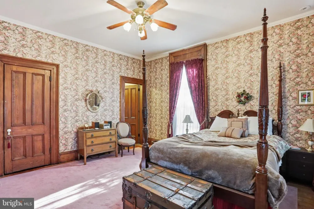 236 RIVERSIDE DRIVE Front Royal, VA 22630