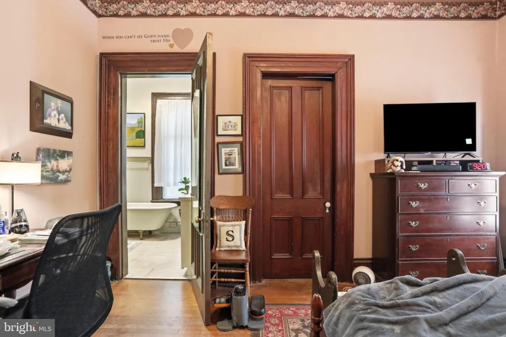 236 RIVERSIDE DRIVE Front Royal, VA 22630