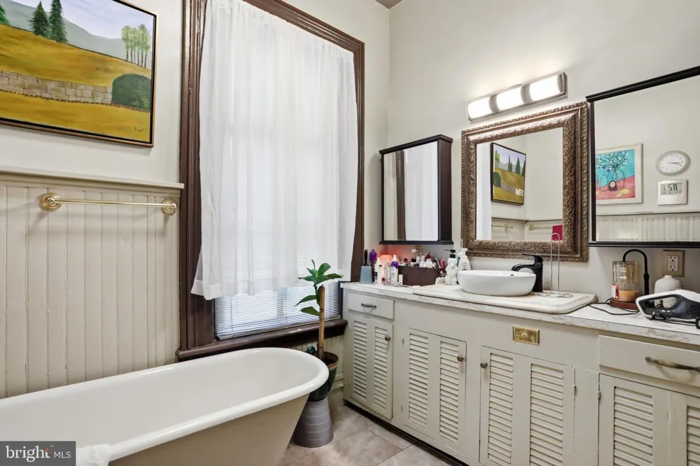 236 RIVERSIDE DRIVE Front Royal, VA 22630