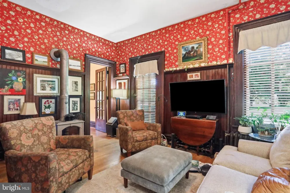236 RIVERSIDE DRIVE Front Royal, VA 22630