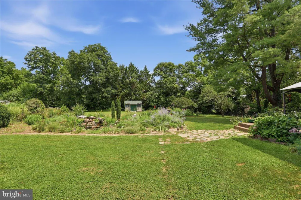 236 RIVERSIDE DRIVE Front Royal, VA 22630