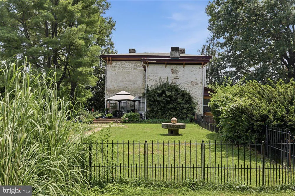 236 RIVERSIDE DRIVE Front Royal, VA 22630