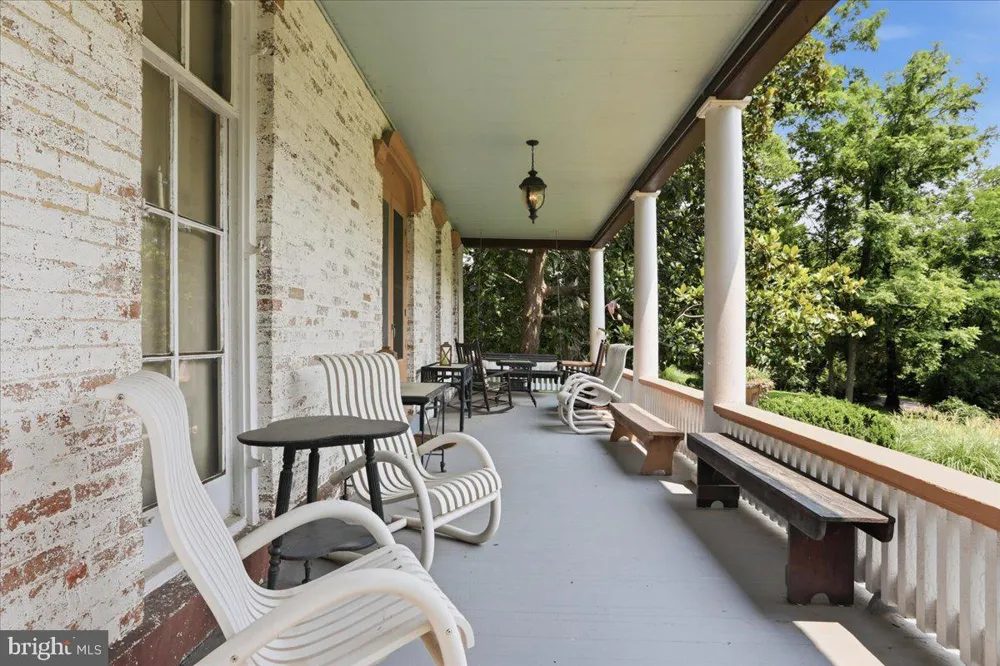 236 RIVERSIDE DRIVE Front Royal, VA 22630