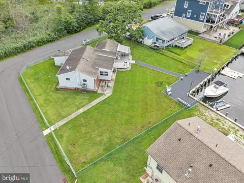 18 BEACON DRIVE