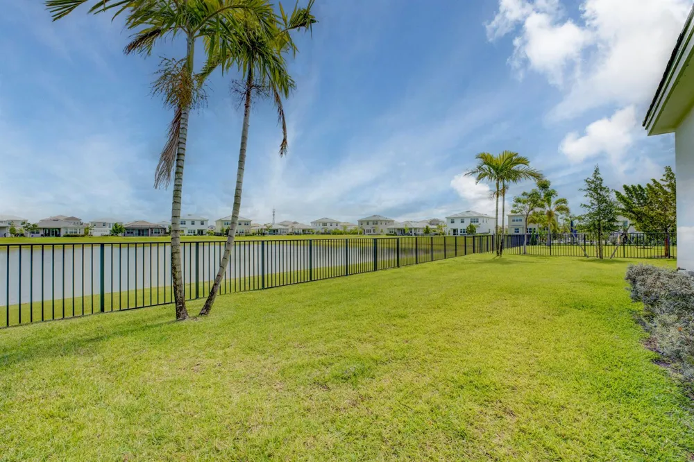13530 Spruce Pine Drive Westlake, FL 33470