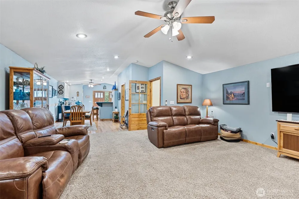 222 Volcano Lane Chehalis, WA 98532