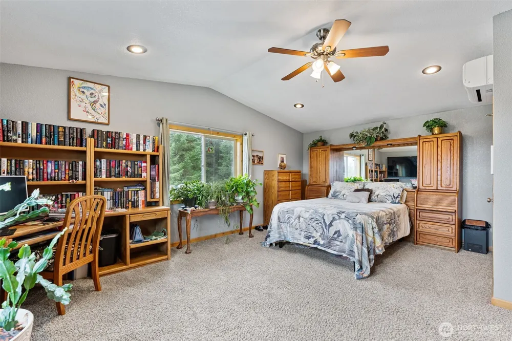 222 Volcano Lane Chehalis, WA 98532