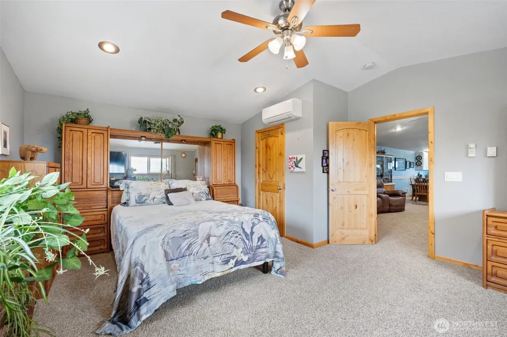 222 Volcano Lane Chehalis, WA 98532