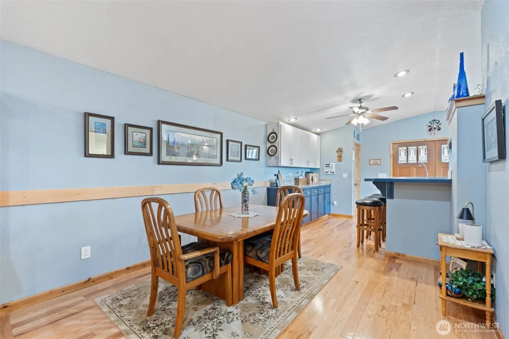 222 Volcano Lane Chehalis, WA 98532