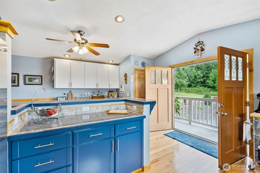 222 Volcano Lane Chehalis, WA 98532