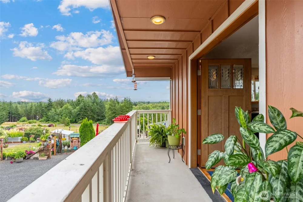 222 Volcano Lane Chehalis, WA 98532
