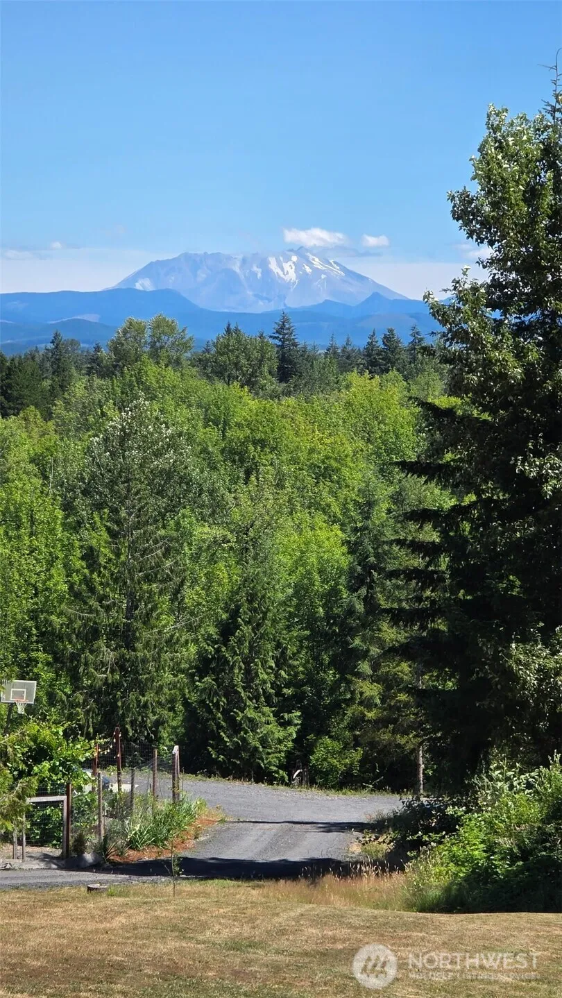 222 Volcano Lane Chehalis, WA 98532