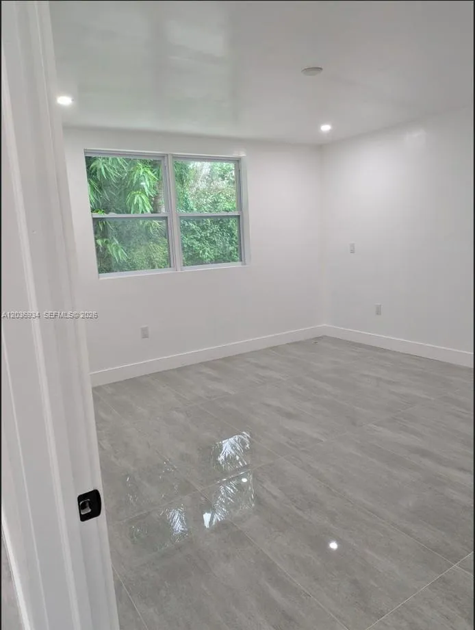 13240 NE 4 AVE #2 North Miami, FL 33161