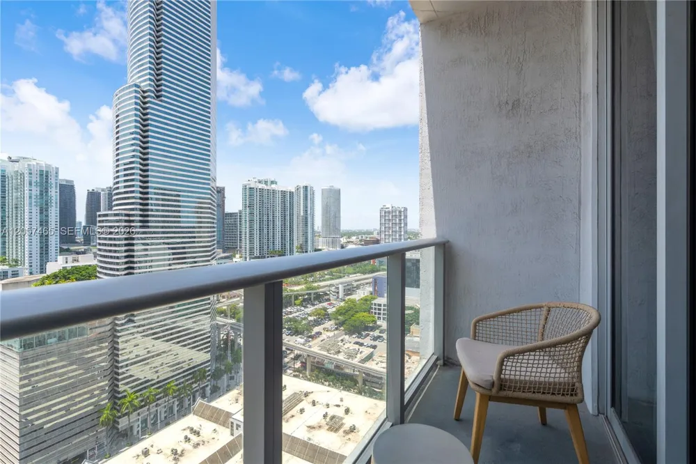 151 SE 1st St #2109 Miami, FL 33131