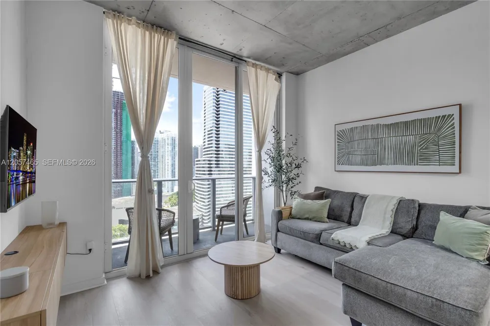 151 SE 1st St #2109 Miami, FL 33131