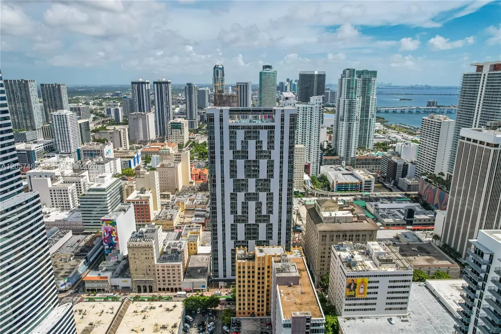 151 SE 1st St #2109 Miami, FL 33131