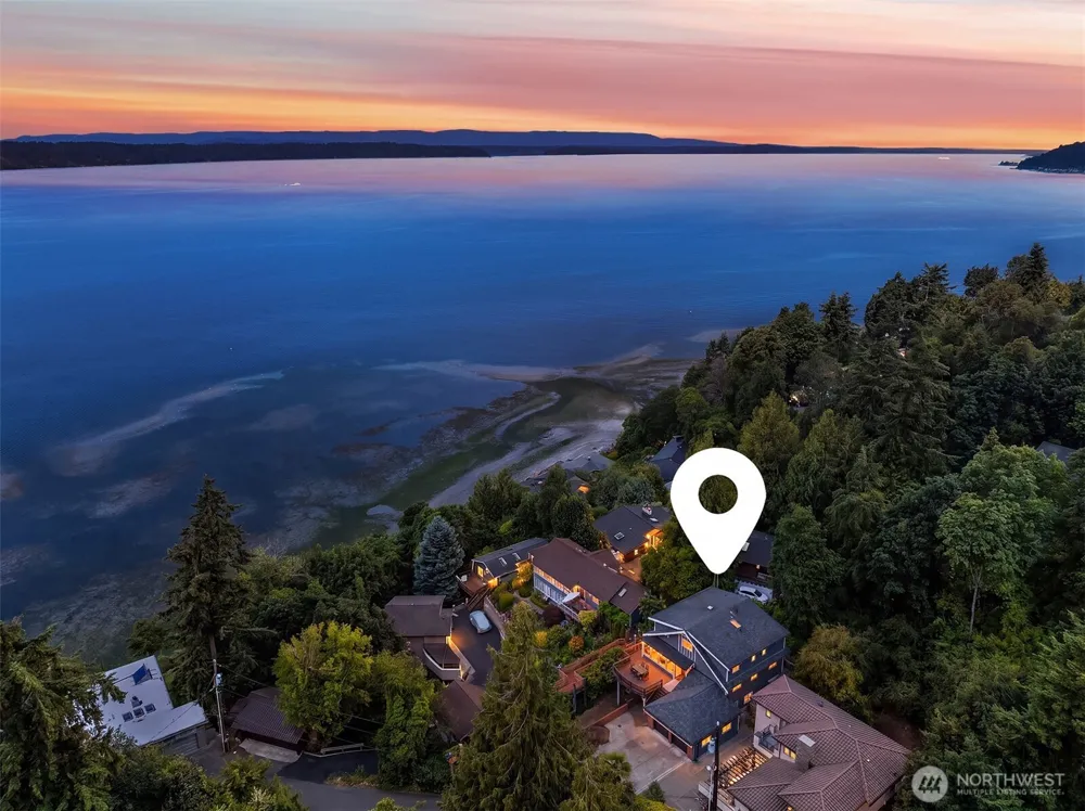 2714 SW 152nd Pl Burien, WA 98166