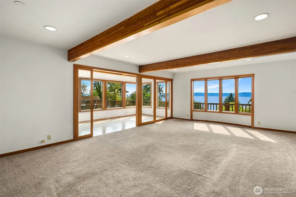 2714 SW 152nd Pl Burien, WA 98166