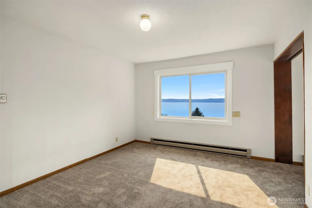 2714 SW 152nd Pl Burien, WA 98166