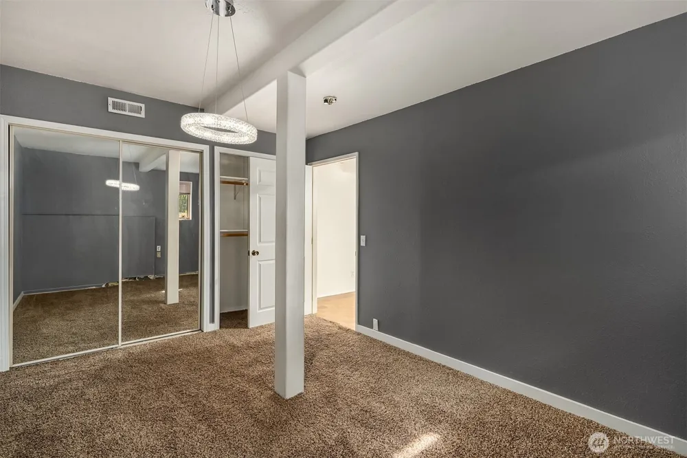2714 SW 152nd Pl Burien, WA 98166