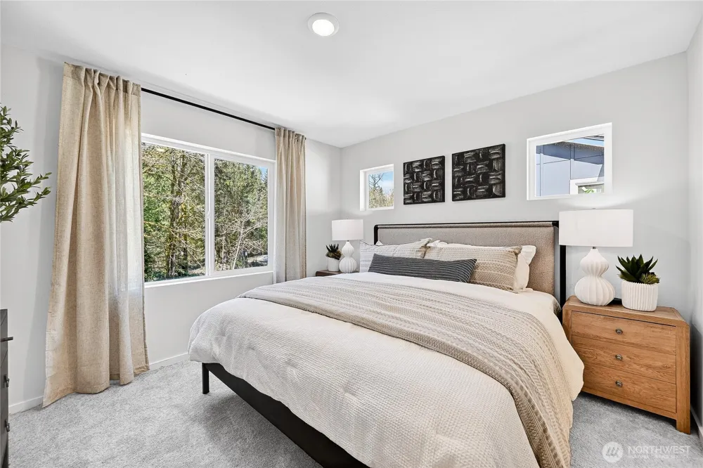 32390 Vine Avenue SE Black Diamond, WA 98010