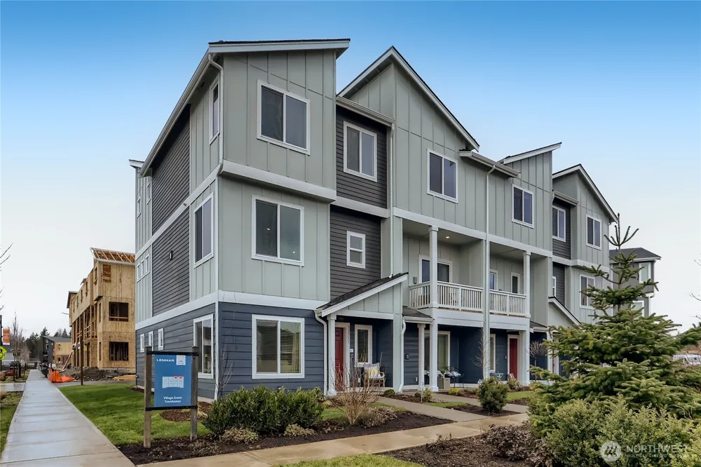 32390 Vine Avenue SE Black Diamond, WA 98010