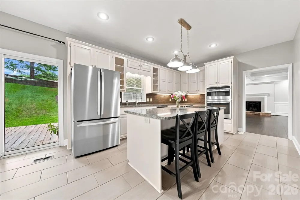 2941 8th Street Court NE Hickory, NC 28601