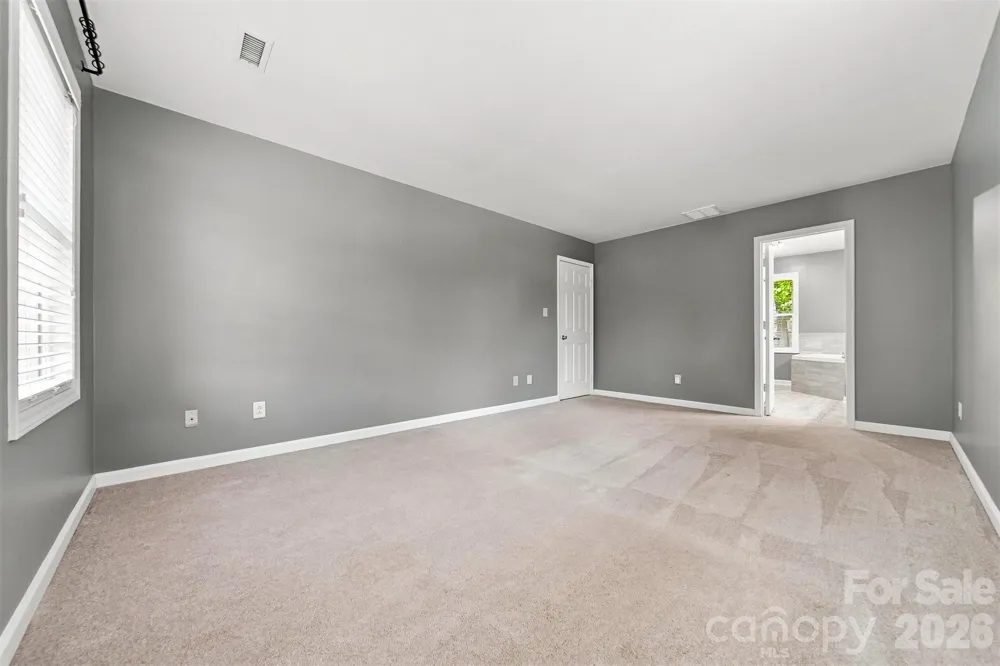 2941 8th Street Court NE Hickory, NC 28601