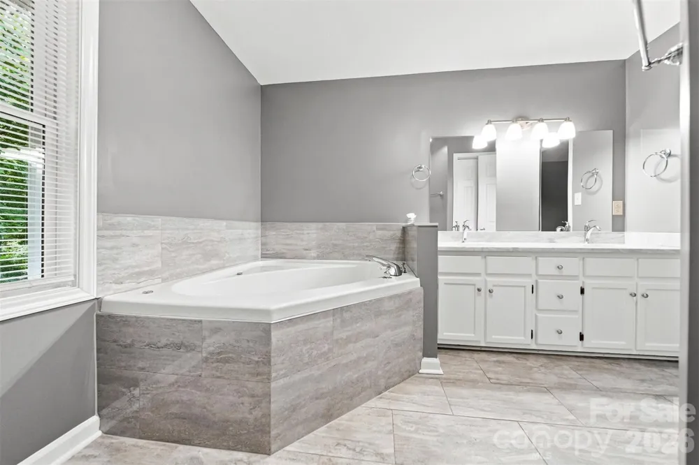 2941 8th Street Court NE Hickory, NC 28601