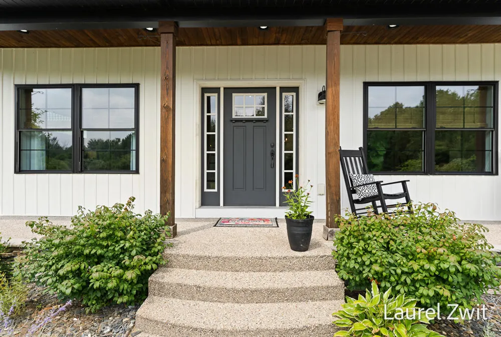 2281 Green Creek Road Muskegon, MI 49445