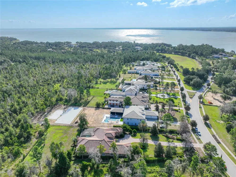 16028 PENDIO DRIVE Bella Collina, FL 34756